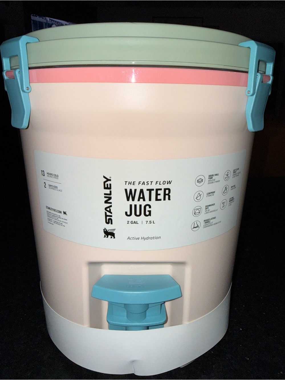 NEW STANLEY ADVENTURE FAST FLOW WATER JUG 2G PASTEL PINK BLUE GREEN NEW WITH TAG - Picture 2 of 16